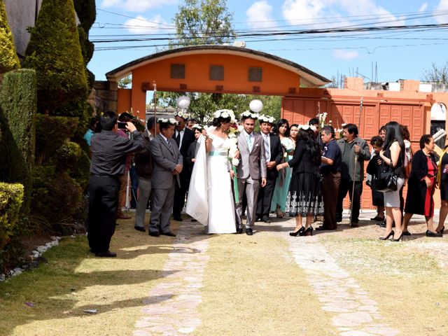 La boda de Eduardo y Claudia en Chiautempan, Tlaxcala 3