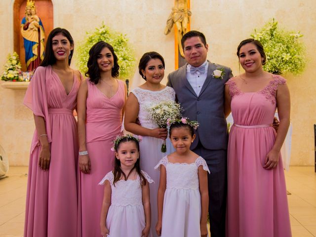 La boda de Luis y Gretel  en Mérida, Yucatán 23
