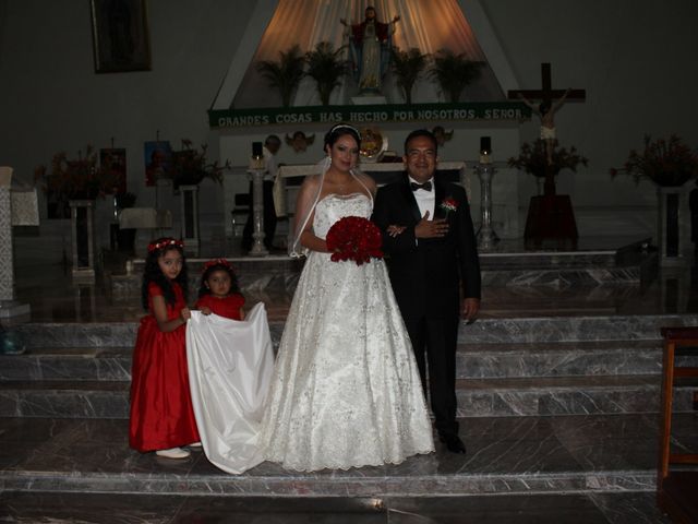 La boda de Luis Antonio y Melina en Ecatepec, Estado México 10