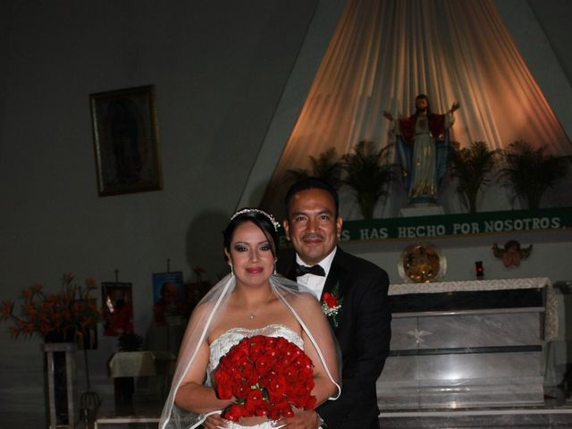 La boda de Luis Antonio y Melina en Ecatepec, Estado México 11