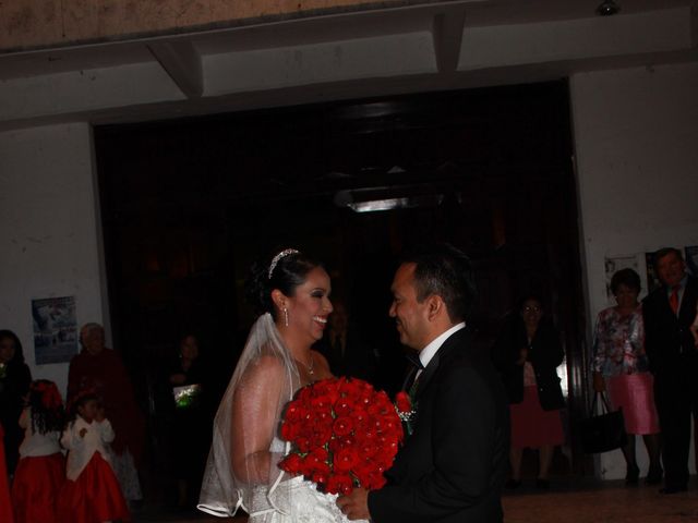 La boda de Luis Antonio y Melina en Ecatepec, Estado México 13