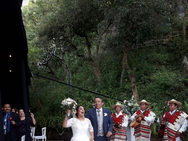 La boda de Adrian y Laura en Morelia, Michoacán 25