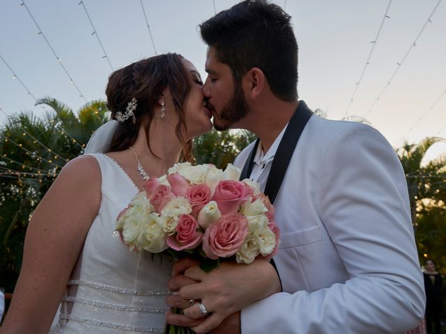 La boda de Fernando y Taylor en Puerto Vallarta, Jalisco 23