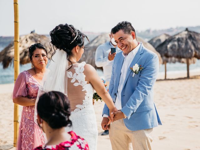 La boda de Juan y Perla en Huatulco, Oaxaca 43