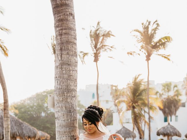 La boda de Juan y Perla en Huatulco, Oaxaca 64