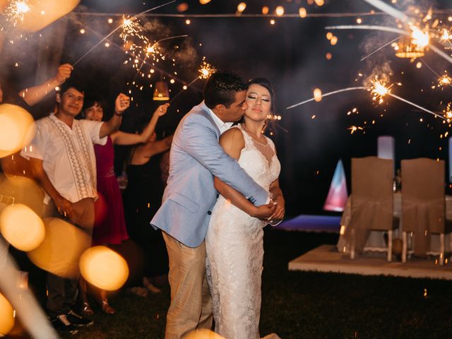 La boda de Juan y Perla en Huatulco, Oaxaca 96