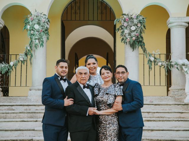 La boda de Manuel y Lolita en Mérida, Yucatán 42