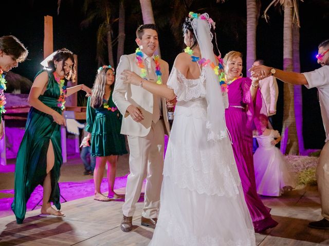 La boda de Andrei y Emily en Mazatlán, Sinaloa 32