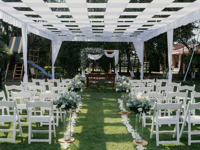 La boda de Andrés y Iztel en Tepotzotlán, Estado México 2