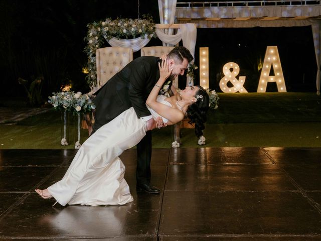 La boda de Andrés y Iztel en Tepotzotlán, Estado México 48