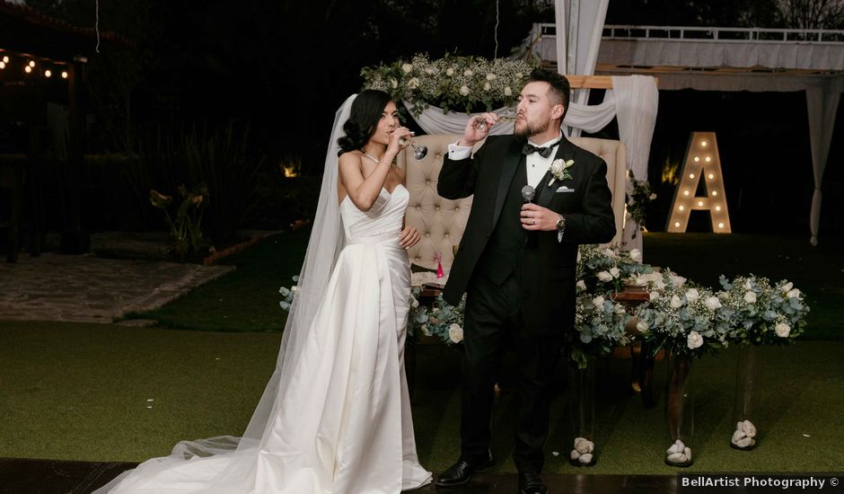 La boda de Andrés y Iztel en Tepotzotlán, Estado México