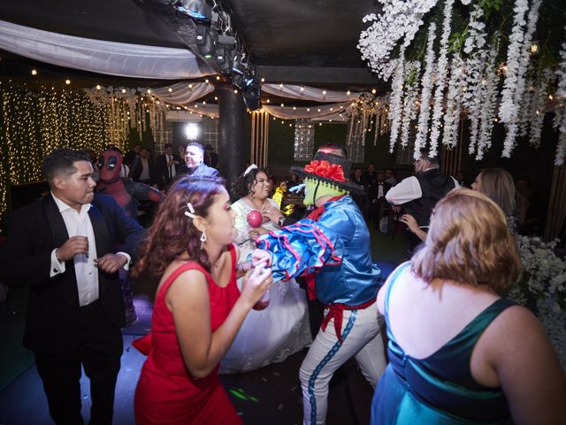 La boda de Alejandro y Montserrat en Apodaca, Nuevo León 41