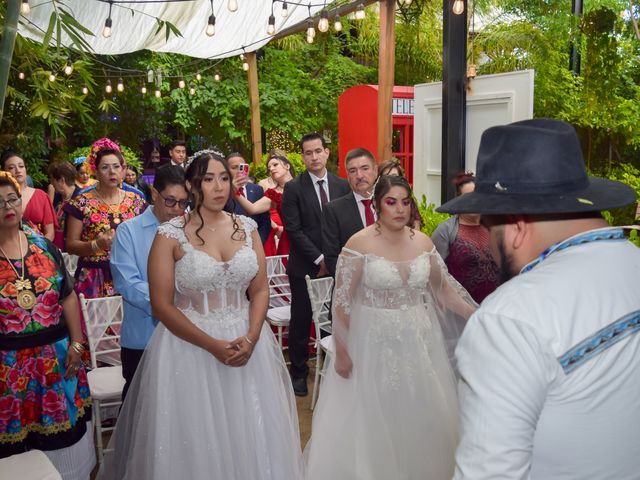 La boda de Mireya y Andrea en Oaxaca, Oaxaca 14