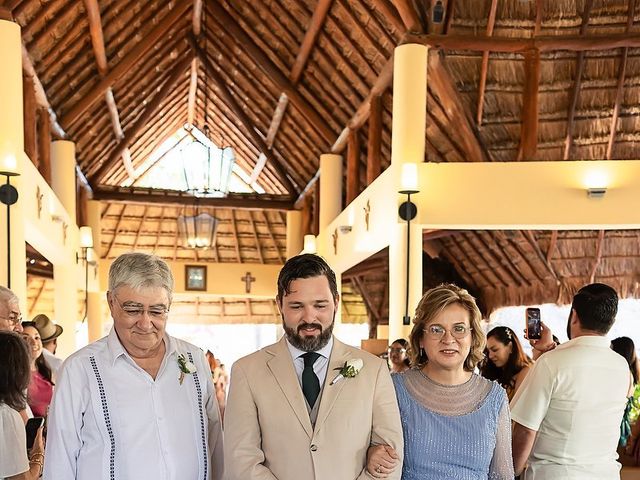 La boda de Lalo y Cristina en Playa del Carmen, Quintana Roo 24