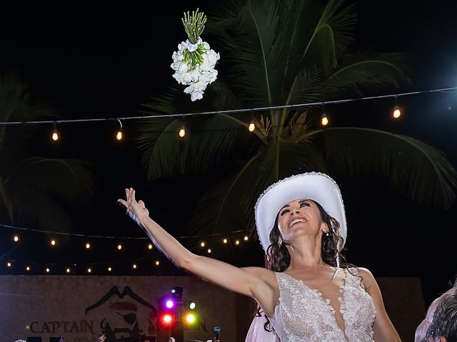 La boda de Lalo y Cristina en Playa del Carmen, Quintana Roo 64