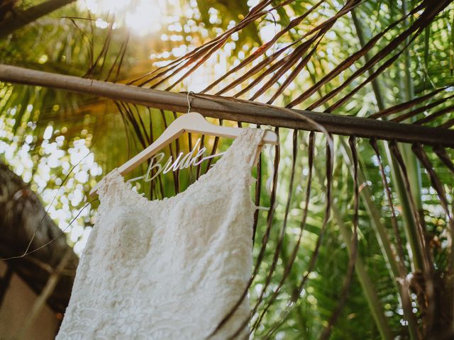 La boda de Lalo y Jozz en San Pedro Pochutla, Oaxaca 30