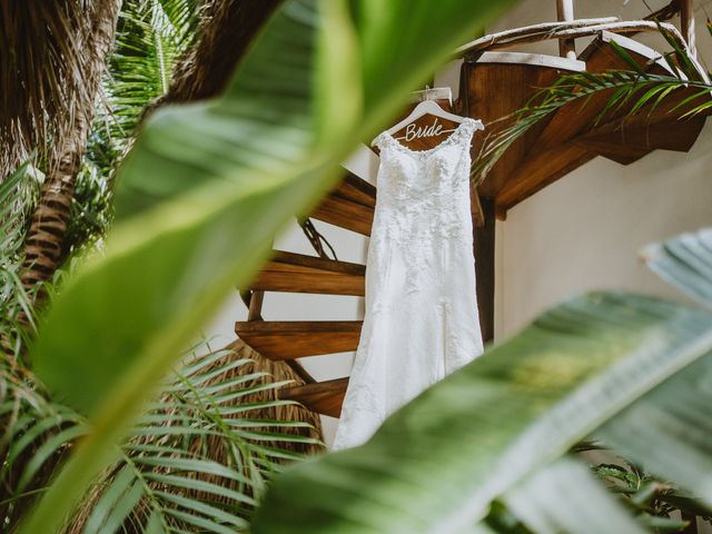 La boda de Lalo y Jozz en San Pedro Pochutla, Oaxaca 32