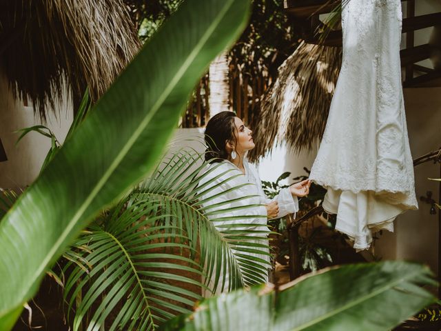 La boda de Lalo y Jozz en San Pedro Pochutla, Oaxaca 49