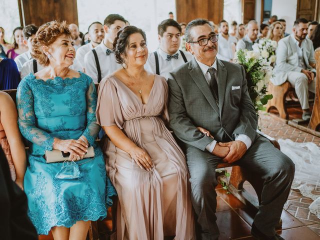 La boda de Lalo y Jozz en San Pedro Pochutla, Oaxaca 95