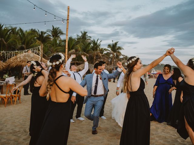 La boda de Lalo y Jozz en San Pedro Pochutla, Oaxaca 117