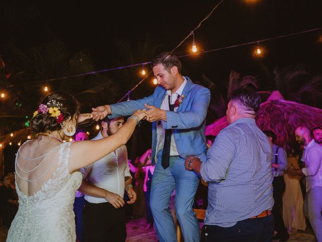 La boda de Lalo y Jozz en San Pedro Pochutla, Oaxaca 181