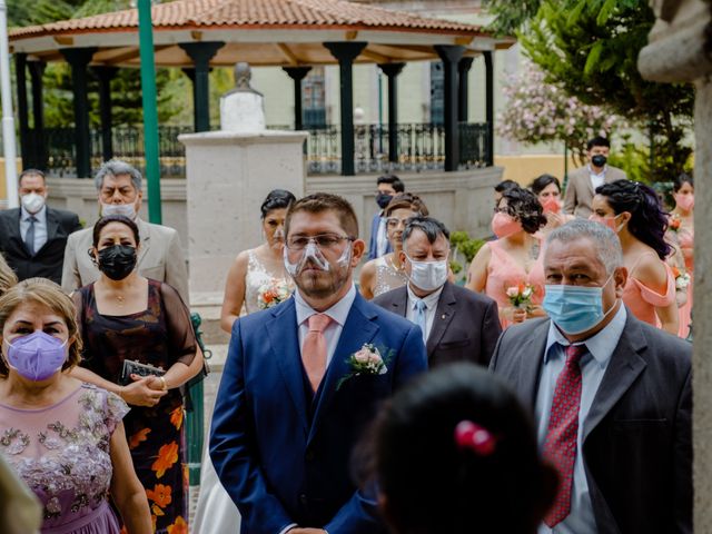 La boda de Joaquin y Daniela en Zitácuaro, Michoacán 30