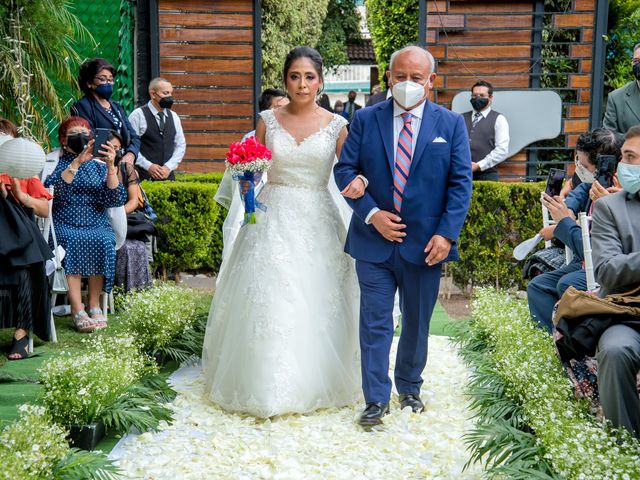 La boda de Javier y Adriana en Iztapalapa, Ciudad de México 22