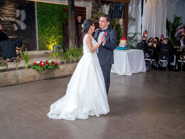 La boda de Javier y Adriana en Iztapalapa, Ciudad de México 29