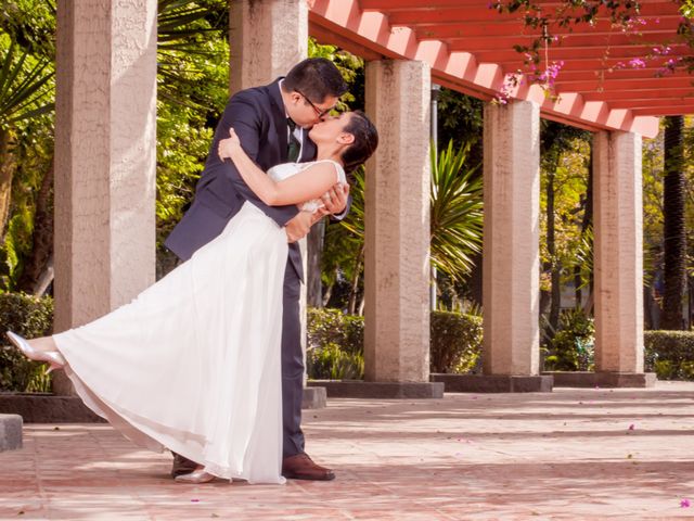 La boda de Luis y Jocelyn en Condesa, Ciudad de México 17