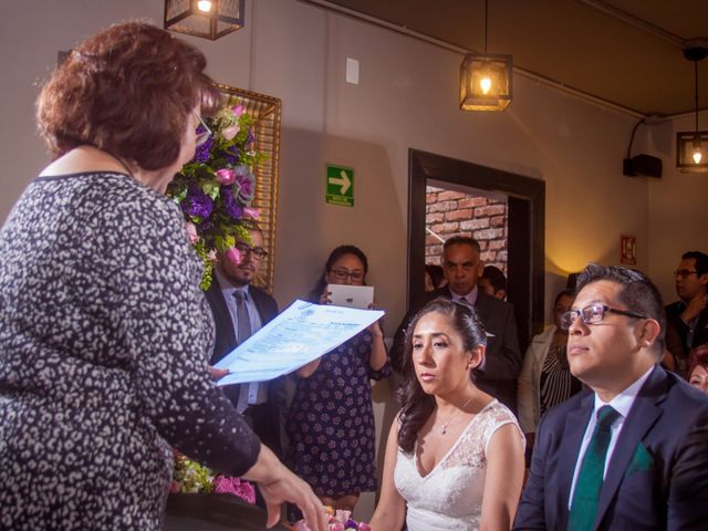 La boda de Luis y Jocelyn en Condesa, Ciudad de México 35