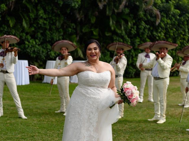 La boda de Marcos y Ivone en Puerto Vallarta, Jalisco 9
