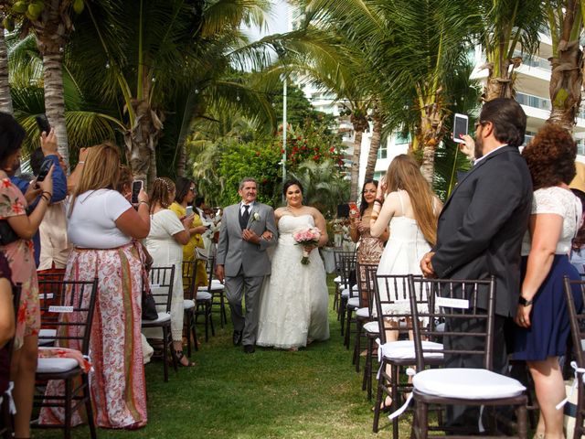 La boda de Marcos y Ivone en Puerto Vallarta, Jalisco 39