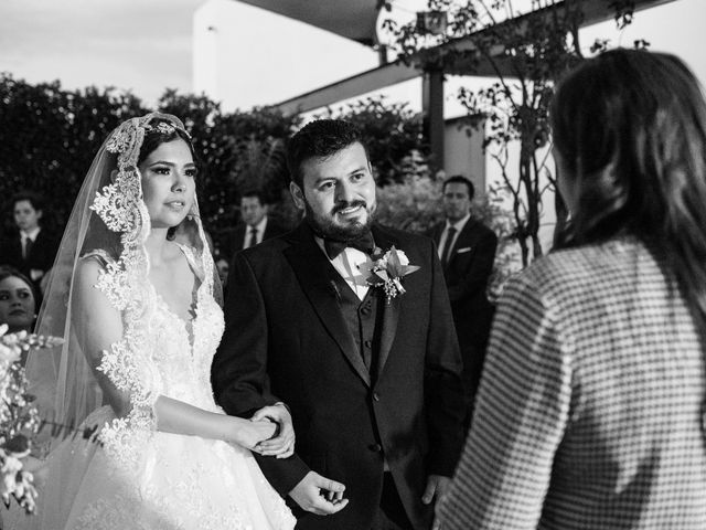 La boda de Fer y Walter en Morelia, Michoacán 22