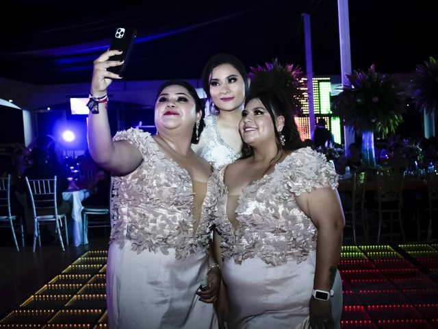 La boda de Gustavo y Adelina en Cunduacán, Tabasco 31