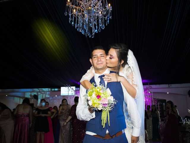 La boda de Gustavo y Adelina en Cunduacán, Tabasco 38