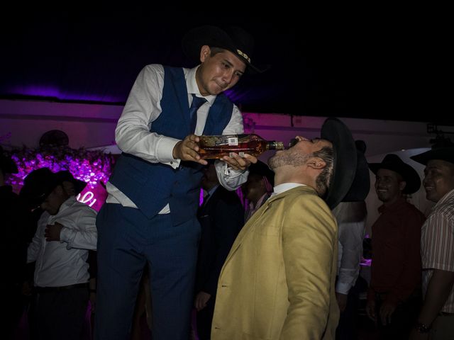 La boda de Gustavo y Adelina en Cunduacán, Tabasco 47