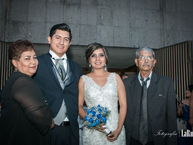 La boda de Rodolfo y Lilana en Gómez Palacio, Durango 16