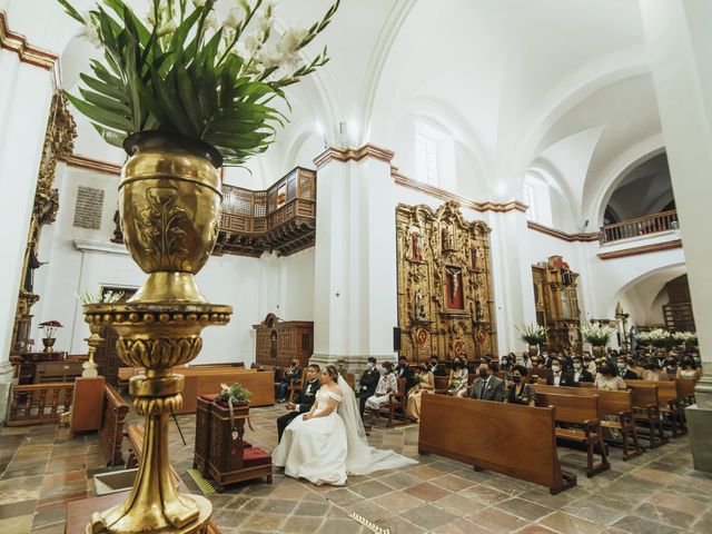 La boda de Angel y Giselle en Coyoacán, Ciudad de México 35