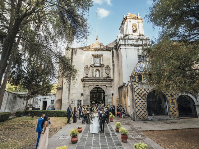 La boda de Angel y Giselle en Coyoacán, Ciudad de México 49