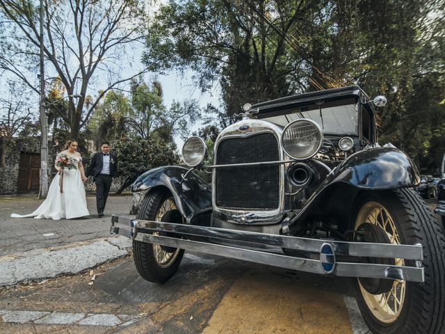 La boda de Angel y Giselle en Coyoacán, Ciudad de México 53