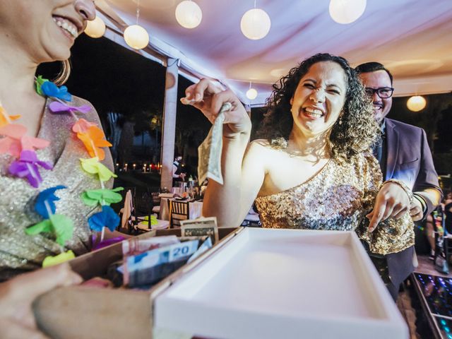 La boda de Angel y Giselle en Coyoacán, Ciudad de México 100