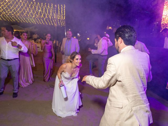 La boda de Martha y Javier en Manzanillo, Colima 5