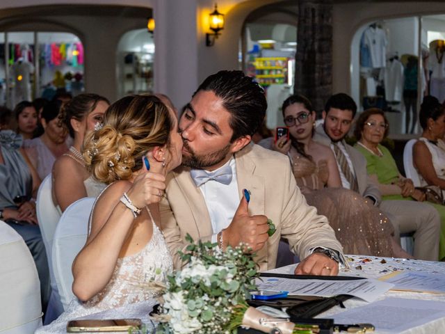 La boda de Martha y Javier en Manzanillo, Colima 2