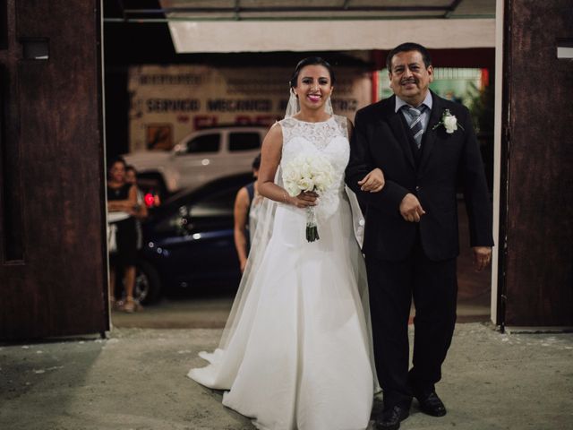 La boda de Adrian y Laura en Tapachula, Chiapas 11