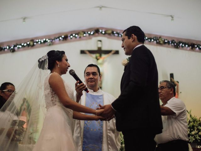 La boda de Adrian y Laura en Tapachula, Chiapas 13