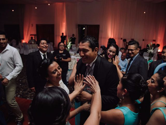 La boda de Adrian y Laura en Tapachula, Chiapas 31