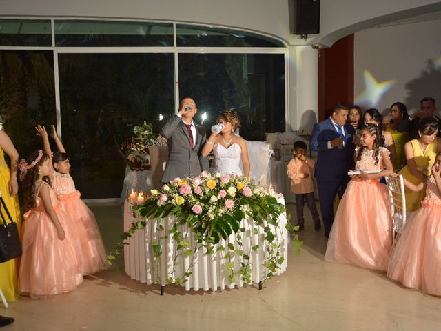 La boda de Cristobal y Yasmin en Guadalajara, Jalisco 25