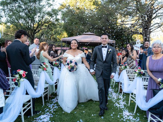 La boda de Miguel y Zeltzin en Tepotzotlán, Estado México 22