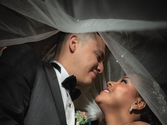 La boda de Miguel y Zeltzin en Tepotzotlán, Estado México 32