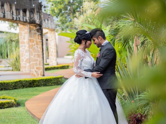 La boda de Edgar y Vera  en Jiutepec, Morelos 10